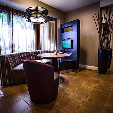 Courtyard Memphis East/Bill Morris Parkway Hotel Екстериор снимка