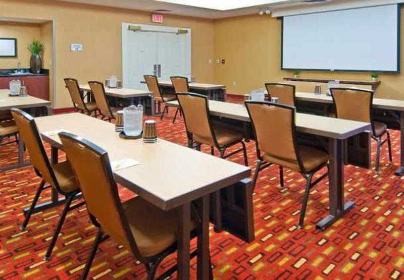 Courtyard Memphis East/Bill Morris Parkway Hotel Екстериор снимка