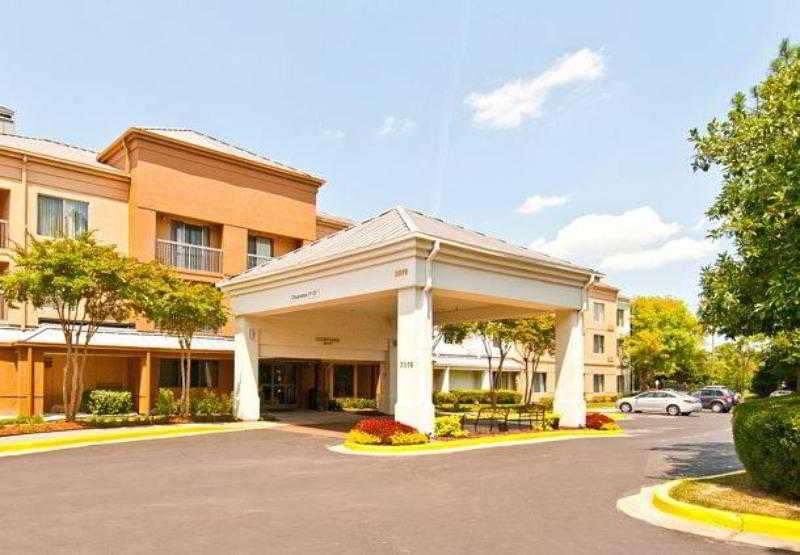 Courtyard Memphis East/Bill Morris Parkway Hotel Екстериор снимка