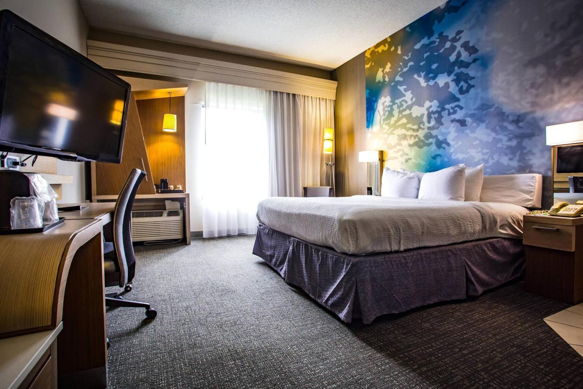 Courtyard Memphis East/Bill Morris Parkway Hotel Екстериор снимка