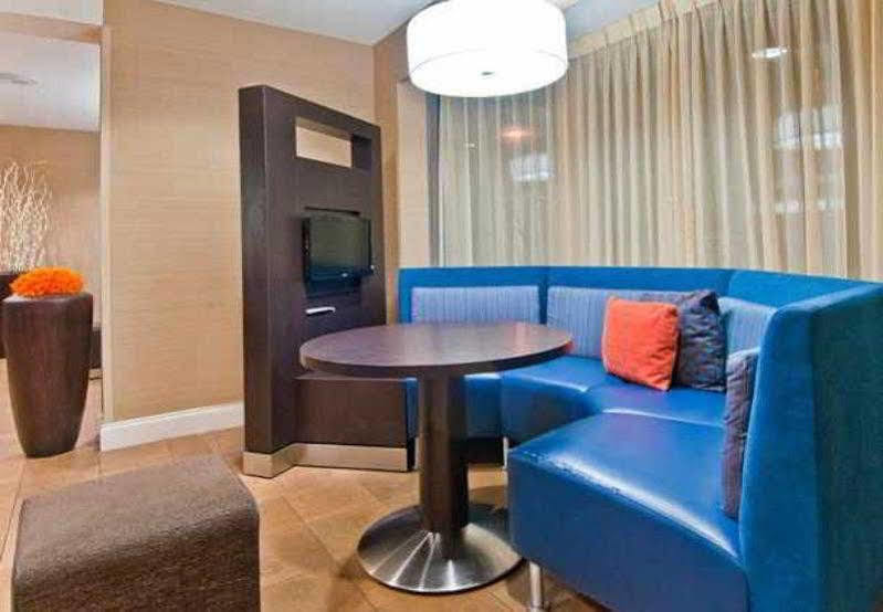 Courtyard Memphis East/Bill Morris Parkway Hotel Екстериор снимка